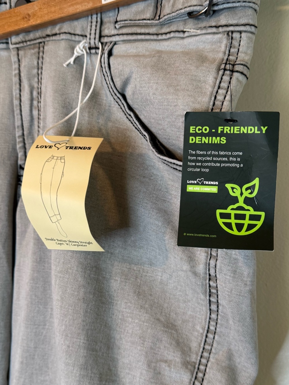 Women's Gray Cropped Jeans with Black Cuff - Eco-Friendly - Picture 4 of 16